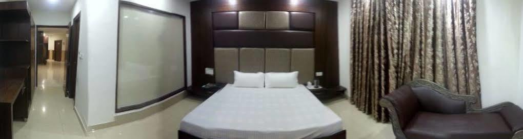 Jagādhri Hotel Ng Paradise المظهر الخارجي الصورة